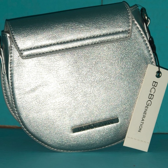 BCBG metallic crossbody purse super cute!! - Picture 5 of 6